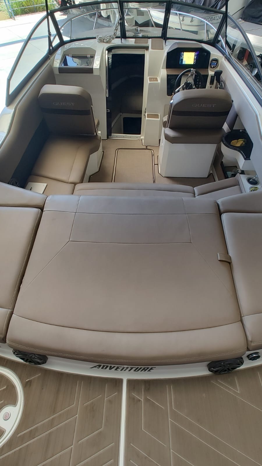 Quest 225 2023 Mercruiser 250 hp B III